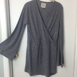 Gray  Chaser dress size M Bell sleeves
